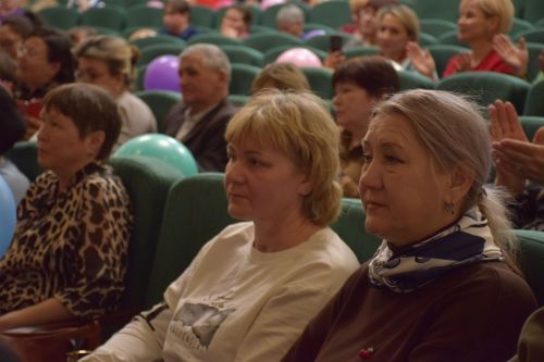 Работники культуры Нурлатского района принимали поздравления