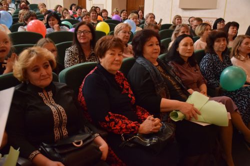 Работники культуры Нурлатского района принимали поздравления