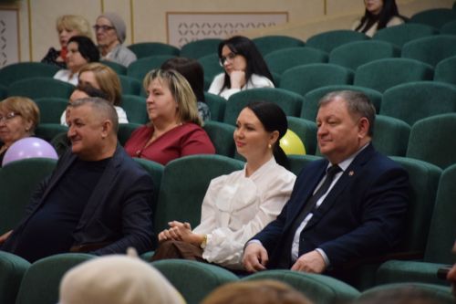 Работники культуры Нурлатского района принимали поздравления