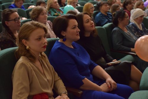 Работники культуры Нурлатского района принимали поздравления