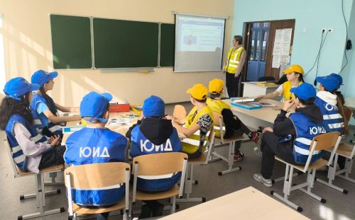 ЮИДовцы Нурлатской школы №1 повторили ПДД в «Весенние каникулы»