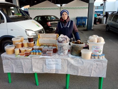 Нурлатские аграрии представили богатый ассортимент продукции на сельхозярмарке в Казани