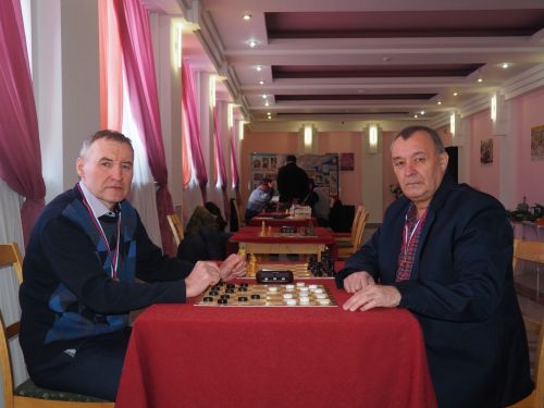 Победителем юбилейного 30-го чемпионата района по шашкам стал Олег Павлов