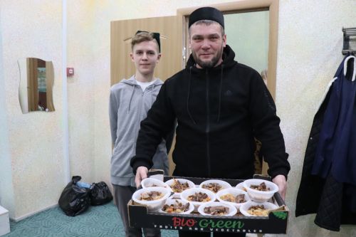 Дамир Ишкинеев поздравил нурлатцев с праздником Ураза-байрам
