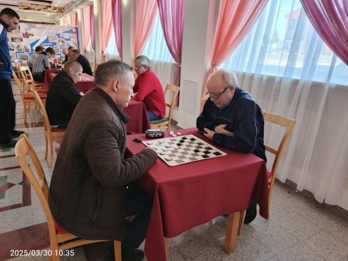 Дружеский матч по шашкам и шахматам укрепил спортивные традиции Нурлатского и Аксубаевского районов