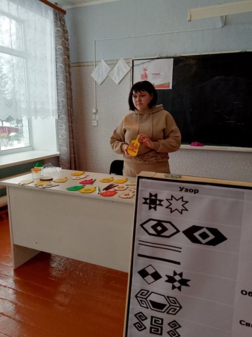 Чувашские орнаменты оживают в Центре развития культуры Нурлатского района