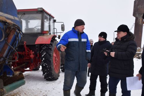 Шайдуллины из Старой Амзи в своем фермерском хозяйстве содержат порядка 500 голов лошадей и КРС