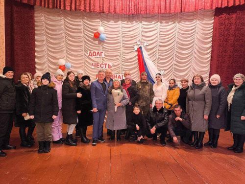 Концерт во имя добра: егоркинцы поддержали бойцов спецоперации и волонтерские инициативы
