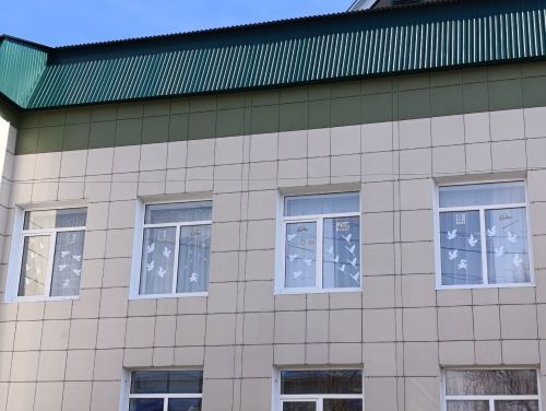 Нурлатский Дом Дружбы народов поддержал акцию «Окна Победы»