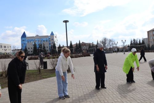 Нурлатцы поддержали всероссийскую акцию «10 000 шагов к жизни» (+фоторепортаж)