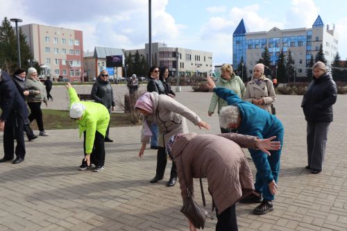 Нурлатцы поддержали всероссийскую акцию «10 000 шагов к жизни» (+фоторепортаж)