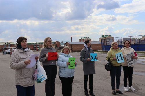 Нурлатцы поддержали всероссийскую акцию «10 000 шагов к жизни» (+фоторепортаж)