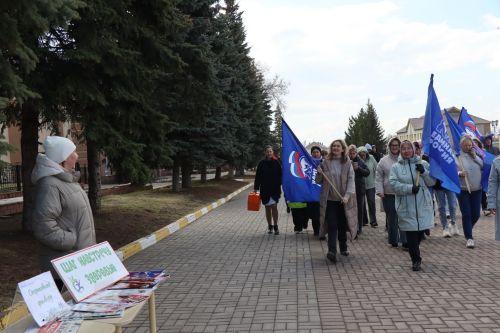 Нурлатцы поддержали всероссийскую акцию «10 000 шагов к жизни» (+фоторепортаж)