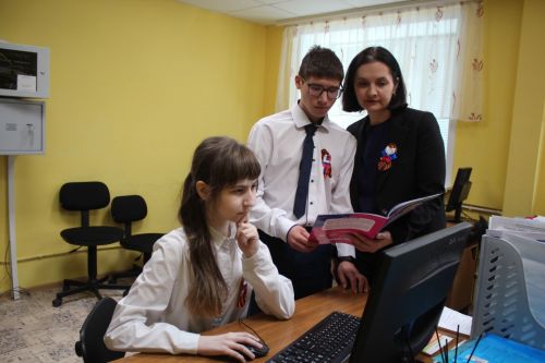 Осваивают профессии с раннего возраста