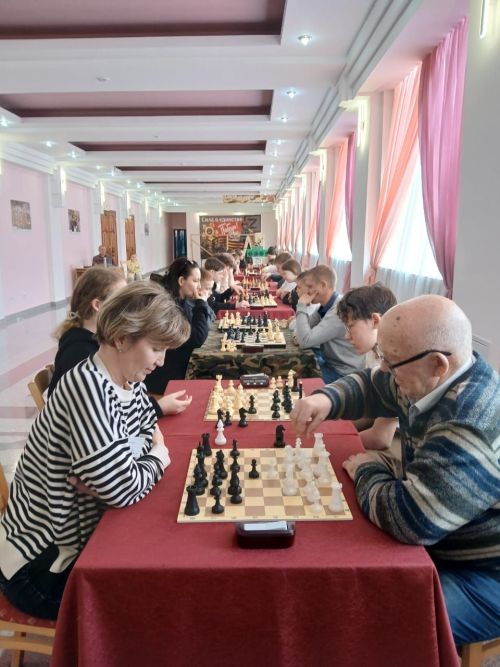 В Нурлате прошел шахматный турнир «Моя шахматная семья»