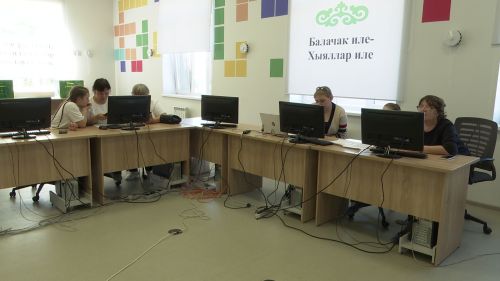 В Центре детского творчества “Киләчәк” прошел чемпионат “Связь поколений”