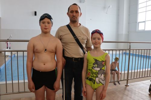 В Нурлате проходят открытые соревнования по плаванию