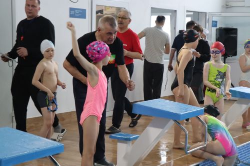 В Нурлате проходят открытые соревнования по плаванию