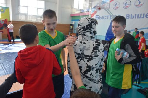 В Нурлате проходит открытый турнир по корэш памяти Зинната Яруллина и Фоата Мухаметова  (+фоторепортаж)