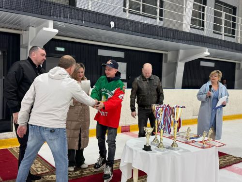 Чемпионат по хоккею в Нурлатском районе: «Арктика» — победитель