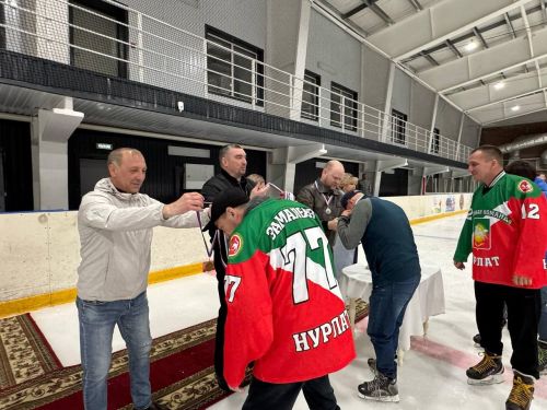 Чемпионат по хоккею в Нурлатском районе: «Арктика» — победитель