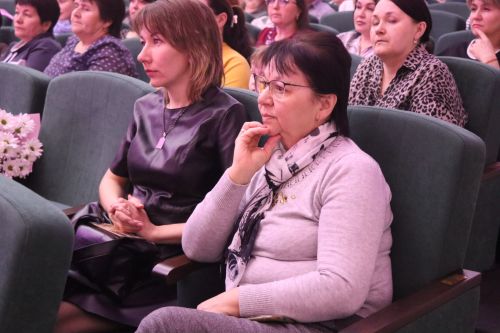 В Нурлате прошел благотворительный концерт в поддержку участников СВО