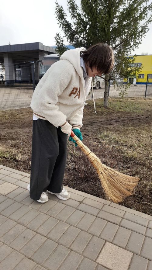 В Нурлате стартовали первые субботники