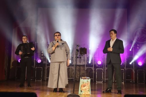 В Нурлате прошел благотворительный концерт в поддержку участников СВО