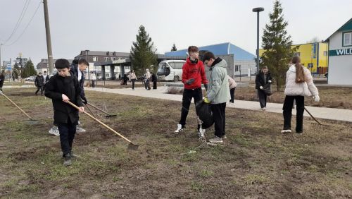 В Нурлате стартовали первые субботники