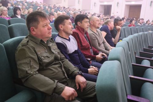 В Нурлате прошел благотворительный концерт в поддержку участников СВО