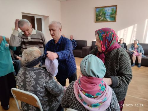 Веселые конкурсы и шутки: в Нурлатском доме-интернате отметили День смеха