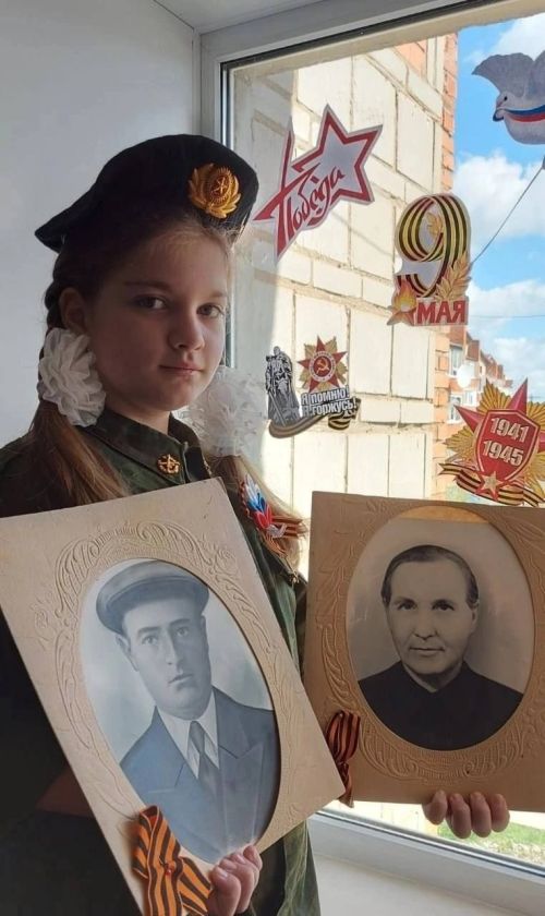 «Окна Победы» в Нурлате: школы и сады украсили в честь героев войны