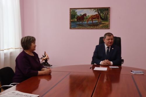 Дамир Ишкинеев дал старт подписной кампании на газету «Дуслык» («Дружба», «Туслах»)