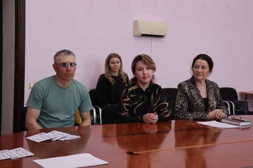 Дамир Ишкинеев дал старт подписной кампании на газету «Дуслык» («Дружба», «Туслах»)