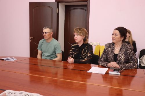 Дамир Ишкинеев дал старт подписной кампании на газету «Дуслык» («Дружба», «Туслах»)