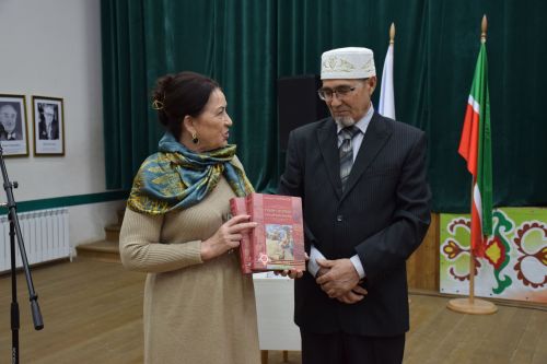 В Нижнем Нурлате прошла презентация книги Хафизуллы Гирфанова о сельчанах – участниках Великой Отечественной войны