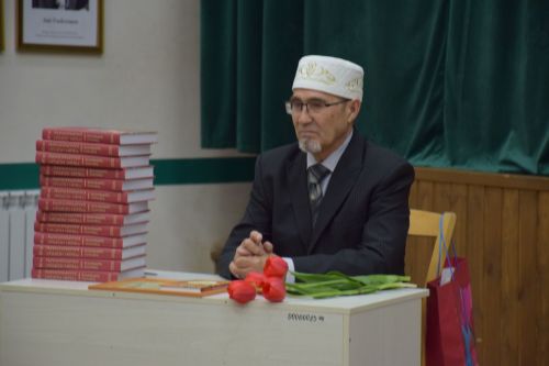 В Нижнем Нурлате прошла презентация книги Хафизуллы Гирфанова о сельчанах – участниках Великой Отечественной войны
