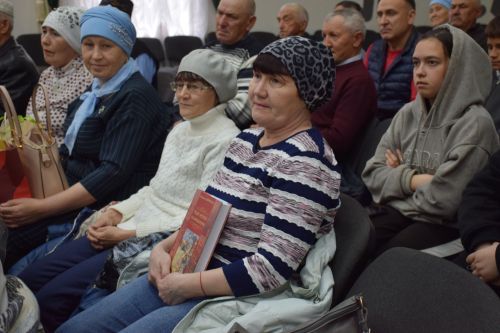 В Нижнем Нурлате прошла презентация книги Хафизуллы Гирфанова о сельчанах – участниках Великой Отечественной войны