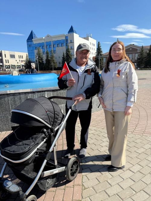Сотрудники Центральной библиотеки Нурлата провели патриотическую акцию «Георгиевская ленточка»