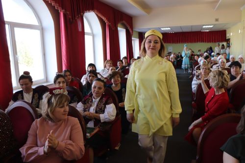 В Нурлате впервые состоялся фестиваль-конкурс «Национальная мода. Современный взгляд-2025»