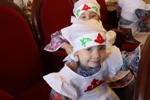 В Нурлате впервые состоялся фестиваль-конкурс «Национальная мода. Современный взгляд-2025»