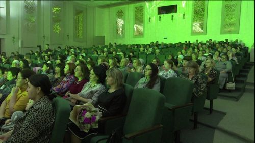 На концерте с «секретным артистом» для бойцов СВО собрали более 100 тысяч рублей