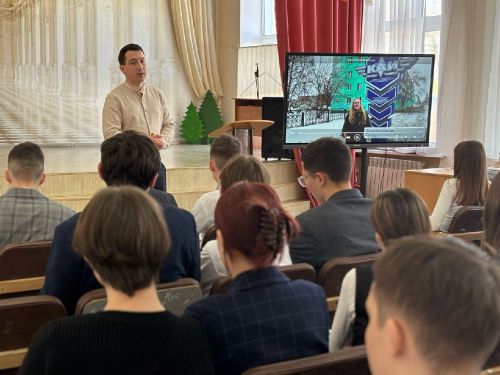 Альметьевский вуз познакомил нурлатских школьников с техническими специальностями