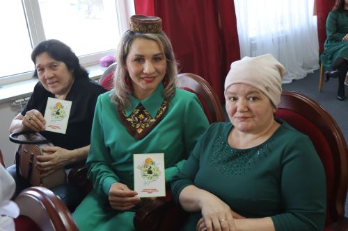 В Нурлате впервые состоялся фестиваль-конкурс «Национальная мода. Современный взгляд-2025»
