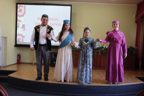 В Нурлате впервые состоялся фестиваль-конкурс «Национальная мода. Современный взгляд-2025»