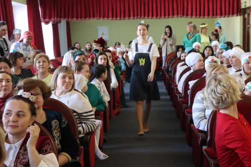 В Нурлате впервые состоялся фестиваль-конкурс «Национальная мода. Современный взгляд-2025»