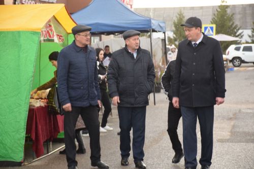 В Нурлате проходит очередная весенняя ярмарка