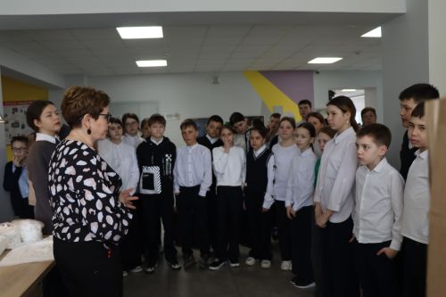 Урок памяти и помощи: нурлатские школьники почтили подвиг детей-героев войны
