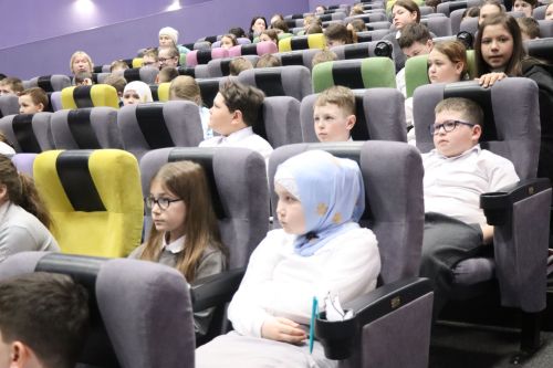 Урок памяти и помощи: нурлатские школьники почтили подвиг детей-героев войны