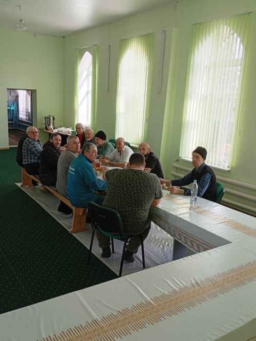 Жители микрорайона сахароваров объединились для благоустройства территории местной мечети